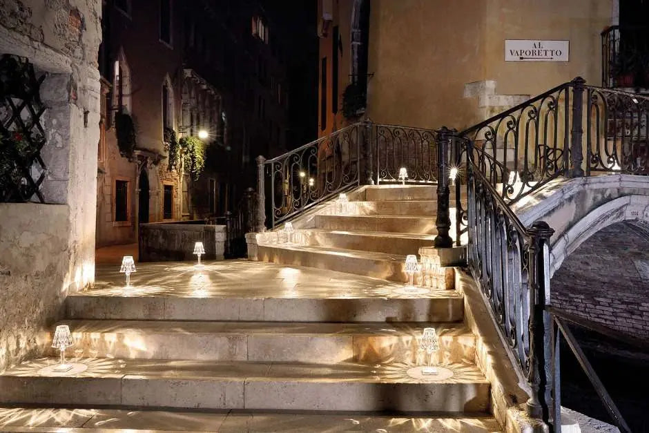 KRYSTAL MAGIC 2.0 | Lampada led ad accensione touch superstock24